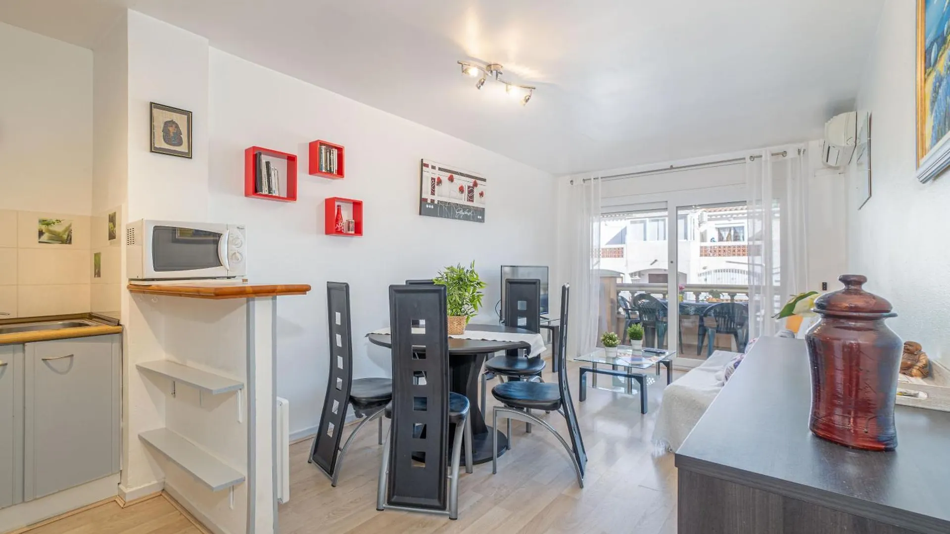 Apart-Rent Apartment Gran Reserva 0054 艾姆布里亚布拉瓦 0*,  西班牙